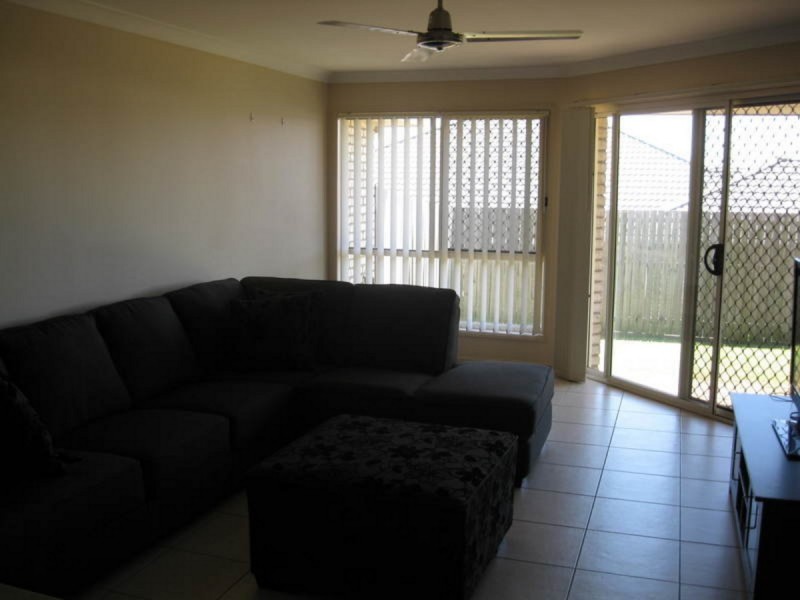 1/16 Winning Street, Glenvale QLD 4350