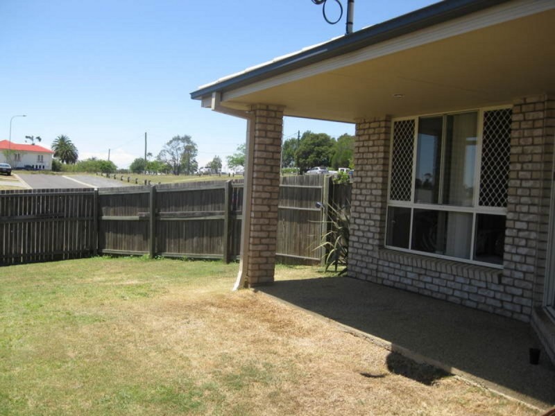 1/16 Winning Street, Glenvale QLD 4350