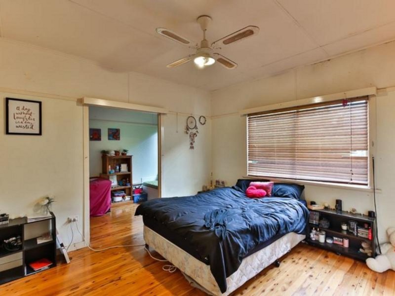 336 Hume Street, Centenary Heights QLD 4350