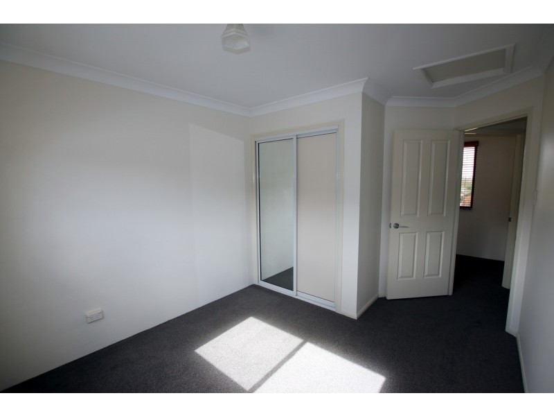 4/16 Pascoe Lane, Harlaxton QLD 4350