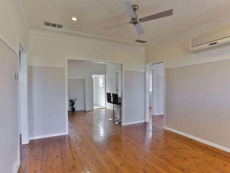 441 Tor Street, Newtown QLD 4350