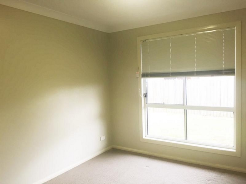 2/15 Horrocks Crescent, Kearneys Spring QLD 4350