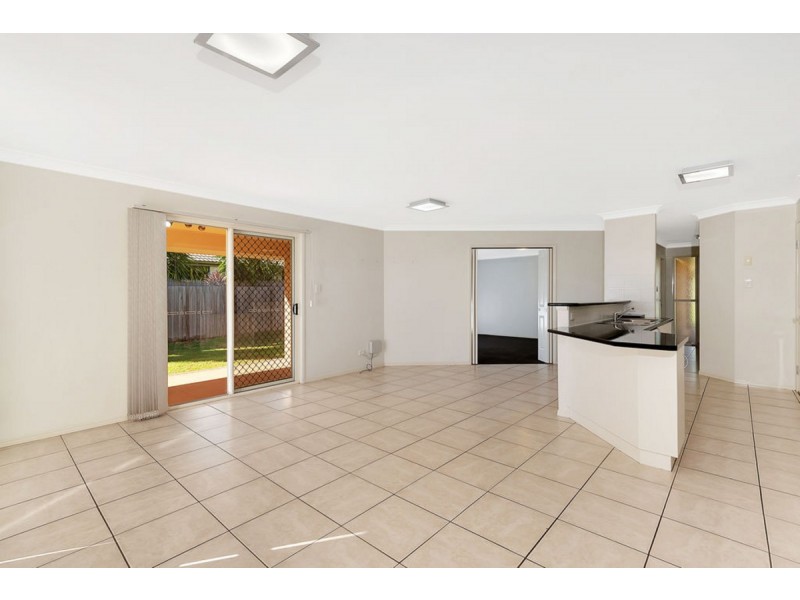 37 Bouganvillea Drive, Middle Ridge QLD 4350