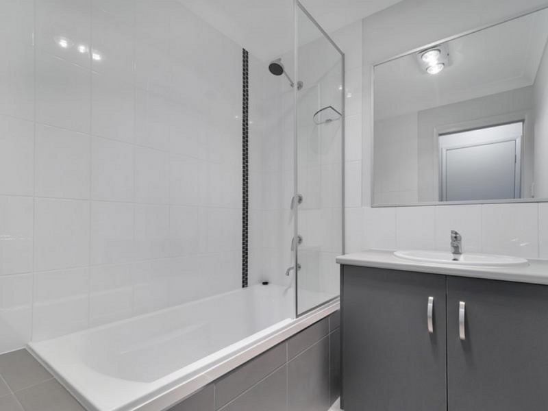 1/1 Carlin Street, Glenvale QLD 4350