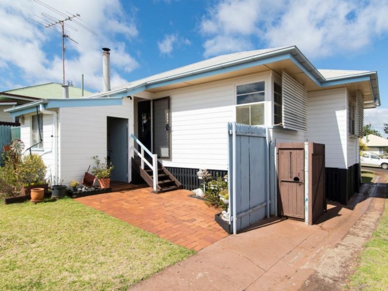 5 Kelly Street, Harlaxton QLD 4350