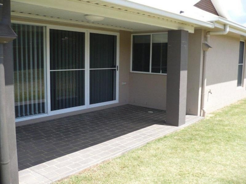 22 Nash Drive, Glenvale QLD 4350