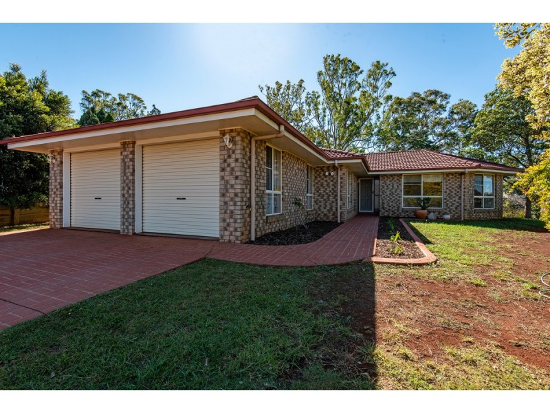 2 Lyness Court, Wilsonton Heights QLD 4350