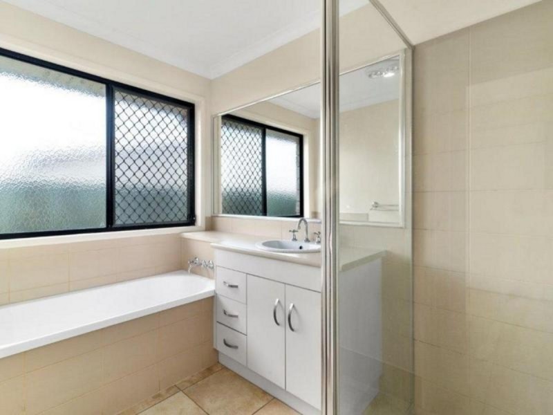 3 Cashmere Street, Harristown QLD 4350