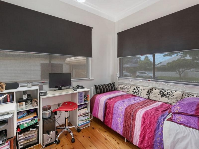 19 Edith Street, Newtown QLD 4350