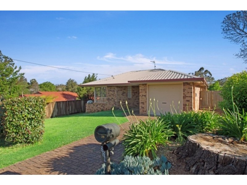 226 Stenner Street, Middle Ridge QLD 4350