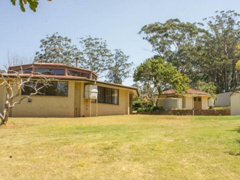 17 Niddrie Drive, Middle Ridge QLD 4350