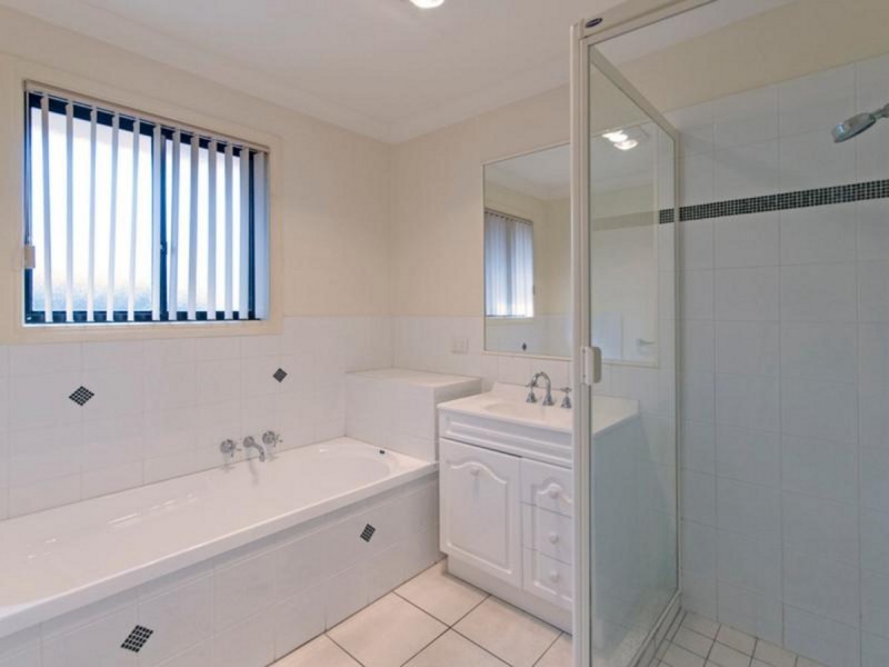 1/291 James Street, Newtown QLD 4350
