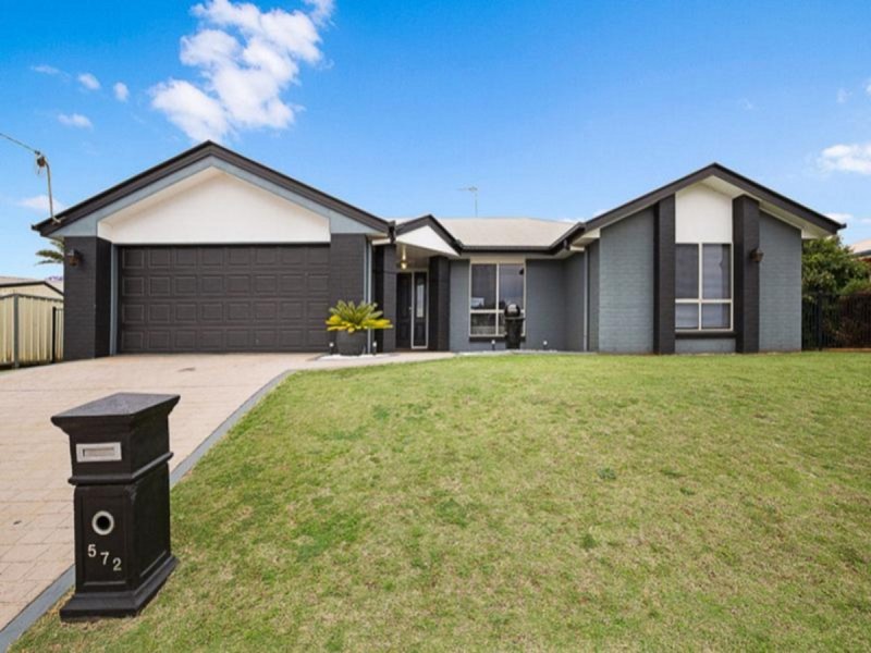 572 Hume Street, Middle Ridge QLD 4350