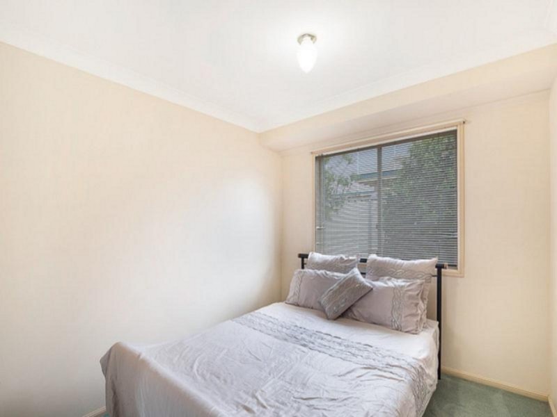 572 Hume Street, Middle Ridge QLD 4350