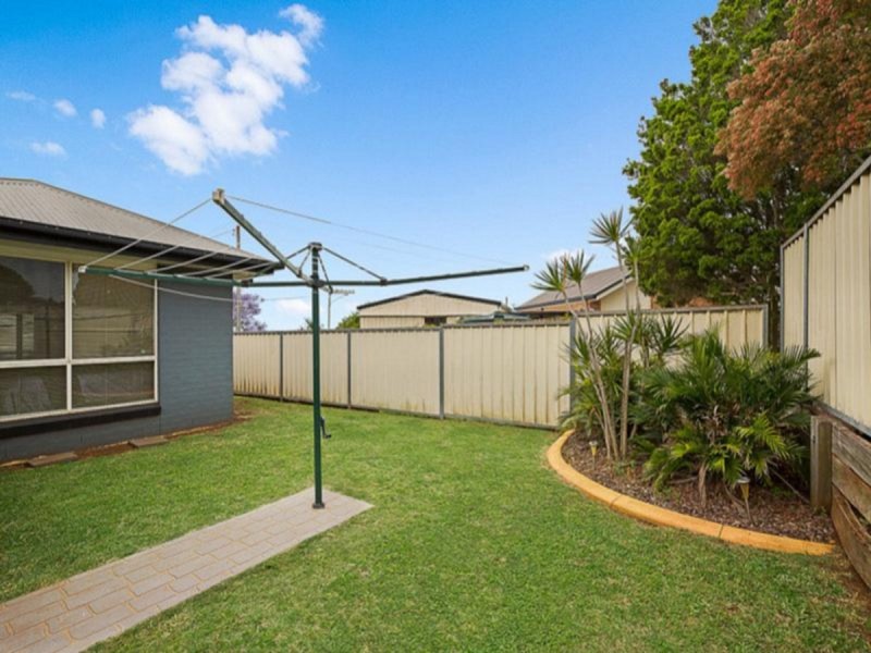 572 Hume Street, Middle Ridge QLD 4350