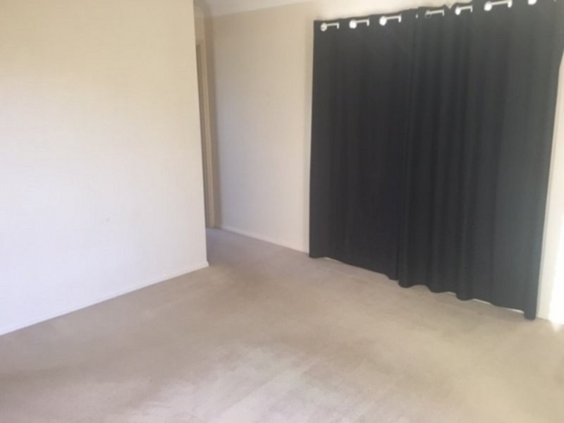 11 Macrossan Street, Cranley QLD 4350