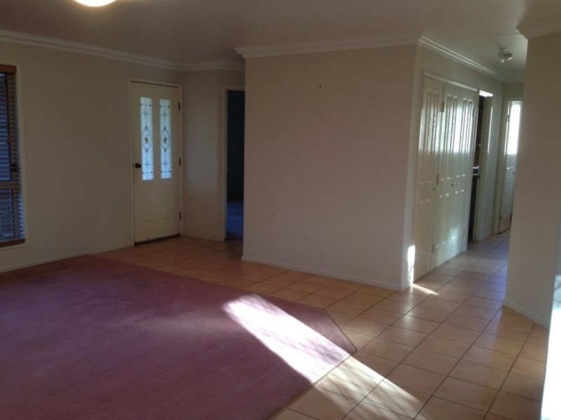 15 Skyview Street, Meringandan West QLD 4352