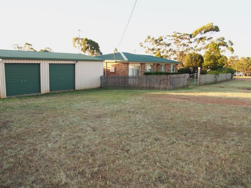 61 Cambooya Street, Drayton QLD 4350