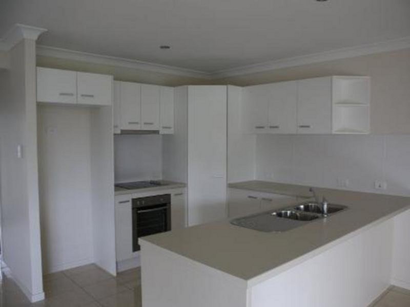 34 Newman Road, Wyreema QLD 4352