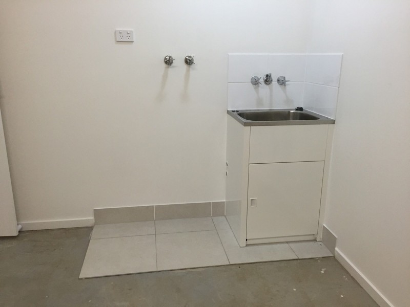 2/4 Cardamon Crescent, Glenvale QLD 4350