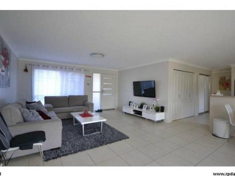 4/11 Hillside Street, Newtown QLD 4350