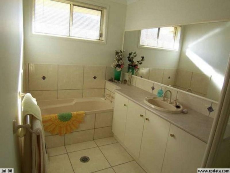 3/42 Gordon Avenue, Newtown QLD 4350