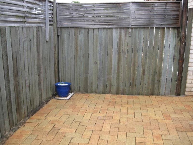 3/42 Gordon Avenue, Newtown QLD 4350