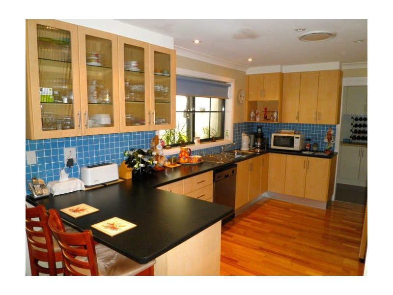 2 / 21a Addison Road, New Lambton NSW 2305