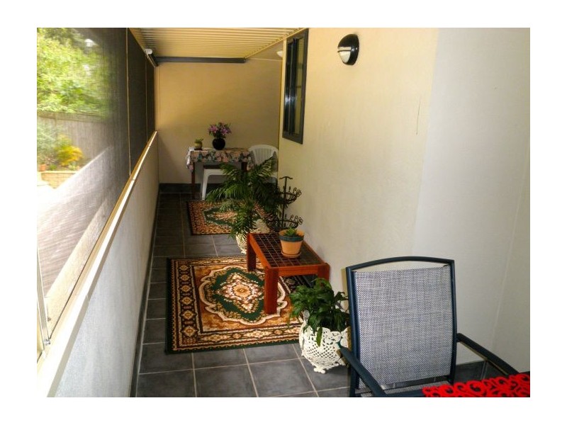 2 / 21a Addison Road, New Lambton NSW 2305