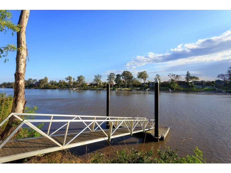 29 Neulans Road, Indooroopilly QLD 4068