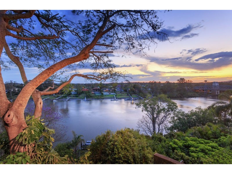 29 Neulans Road, Indooroopilly QLD 4068
