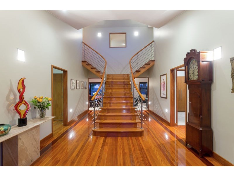 29 Neulans Road, Indooroopilly QLD 4068