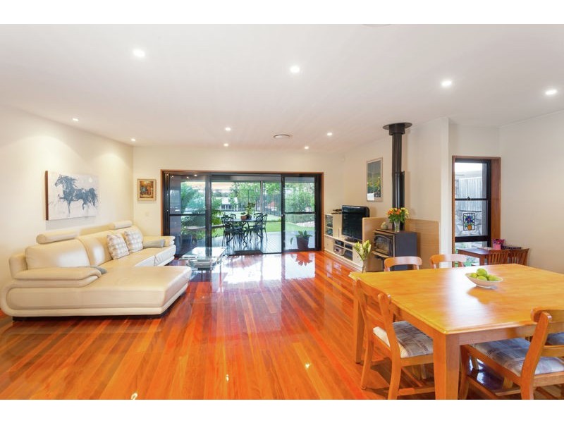 29 Neulans Road, Indooroopilly QLD 4068