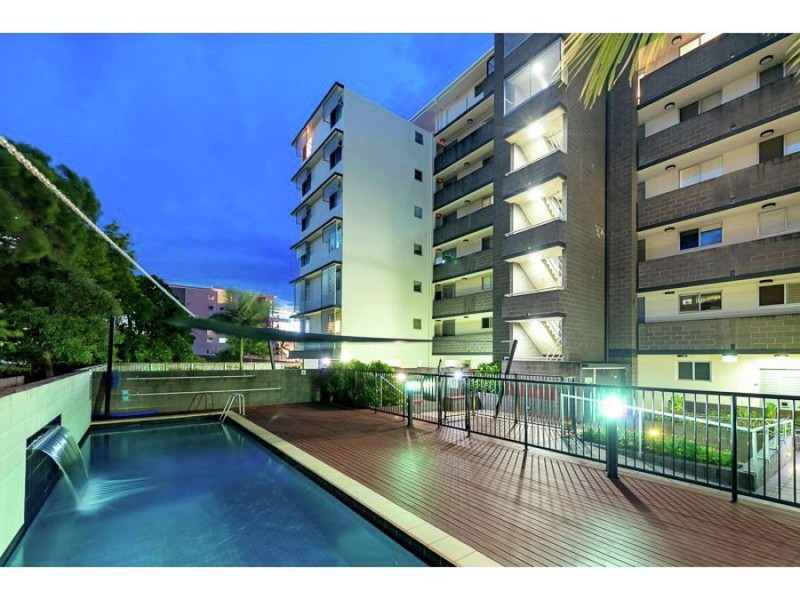 32/12 Belgrave Road, Indooroopilly QLD 4068