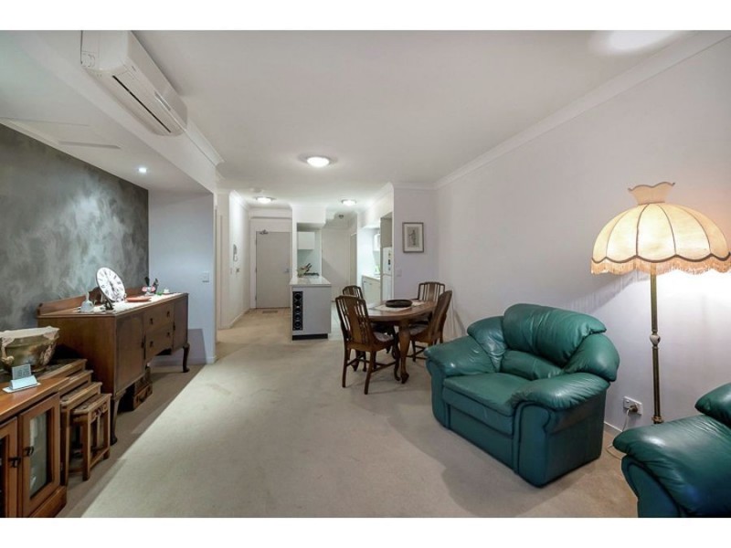 32/12 Belgrave Road, Indooroopilly QLD 4068