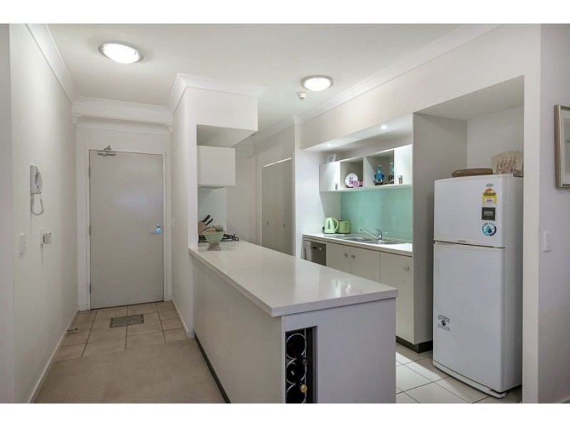 32/12 Belgrave Road, Indooroopilly QLD 4068