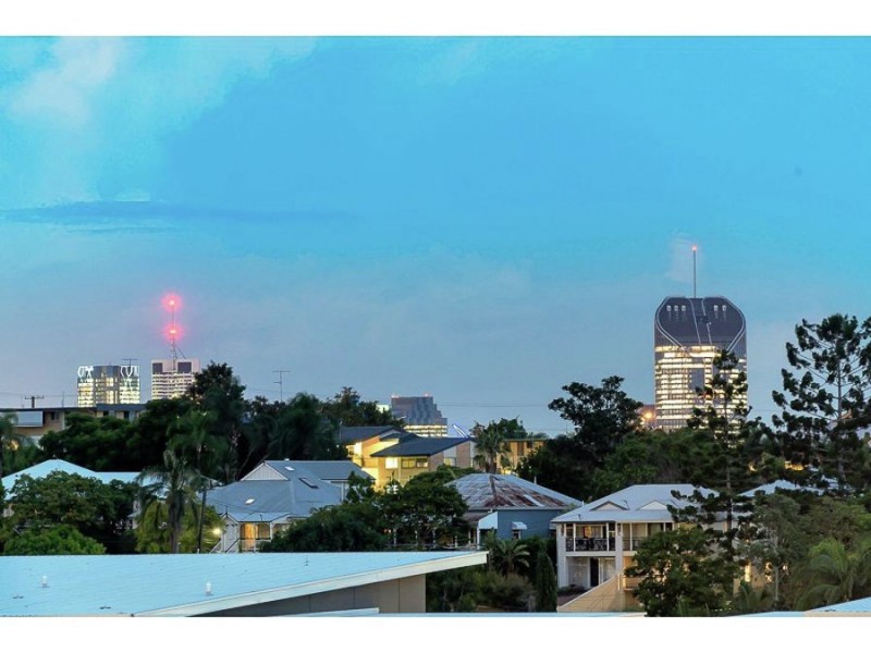 32/12 Belgrave Road, Indooroopilly QLD 4068