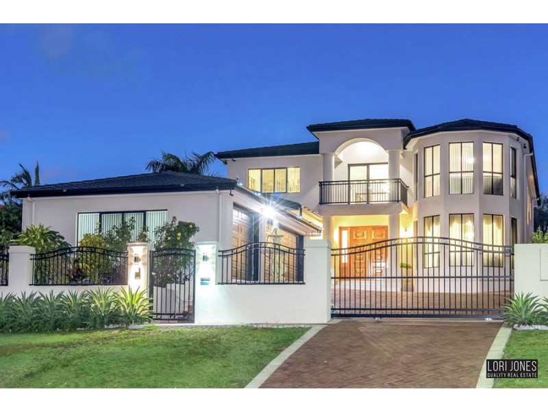 114 Broomfield Street, Taringa QLD 4068