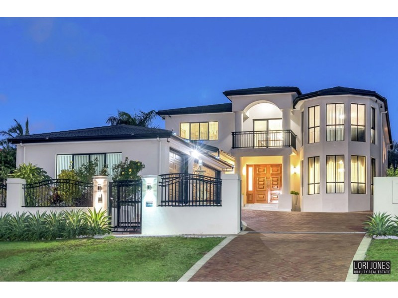 114 Broomfield Street, Taringa QLD 4068