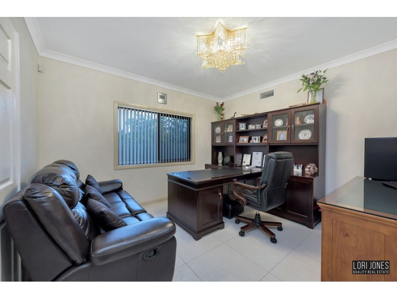 114 Broomfield Street, Taringa QLD 4068
