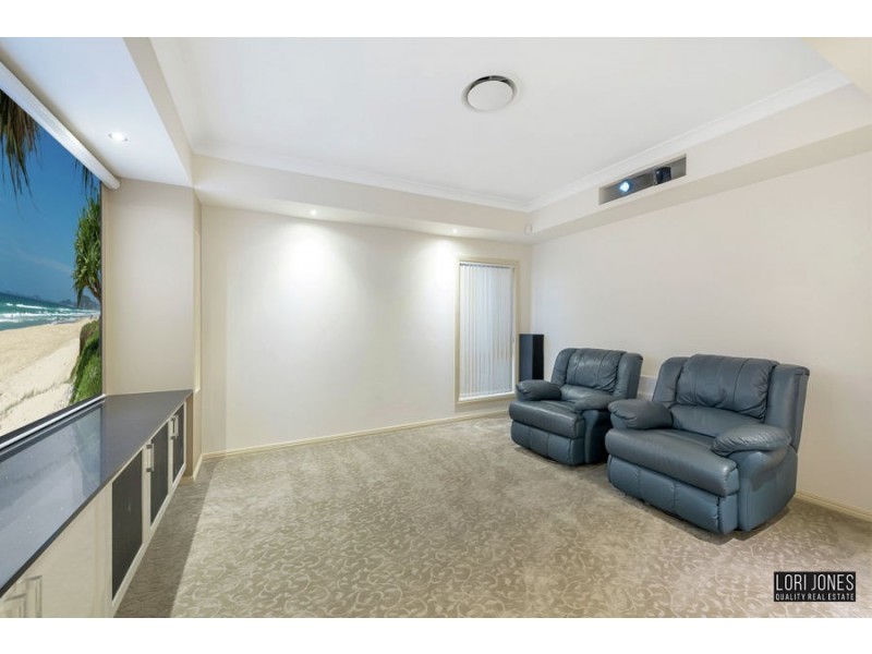 114 Broomfield Street, Taringa QLD 4068