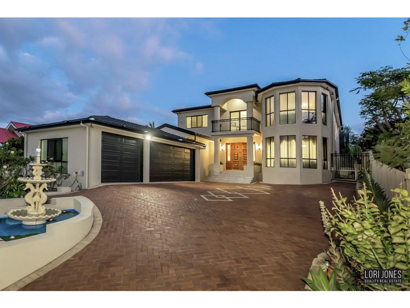 114 Broomfield Street, Taringa QLD 4068