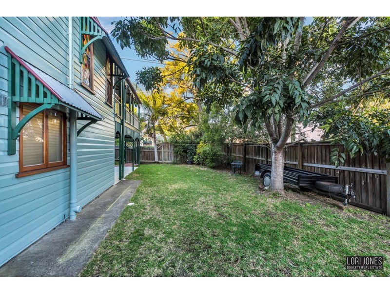 4 Dacre Street, Toowong QLD 4066