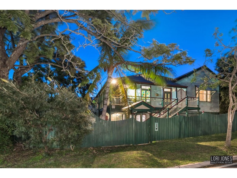 4 Dacre Street, Toowong QLD 4066