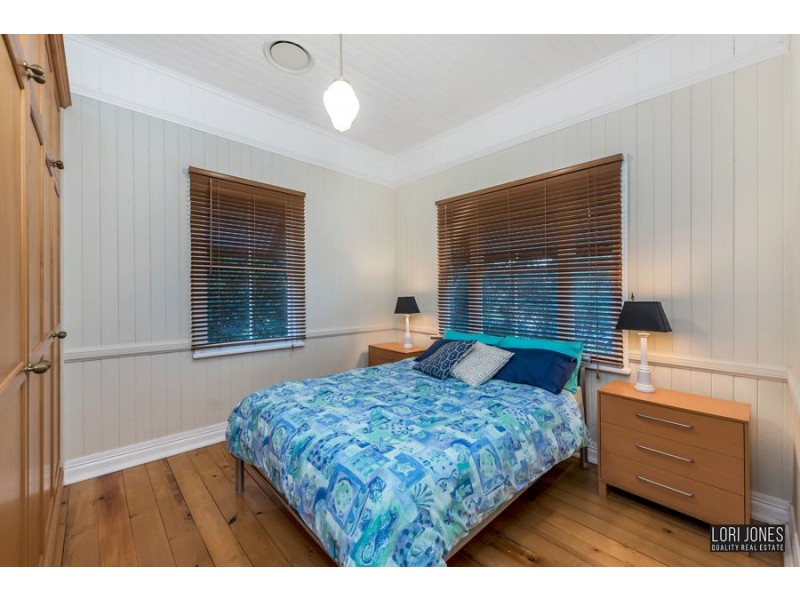 4 Dacre Street, Toowong QLD 4066