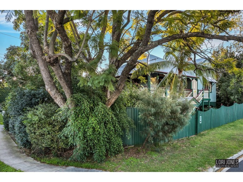 4 Dacre Street, Toowong QLD 4066