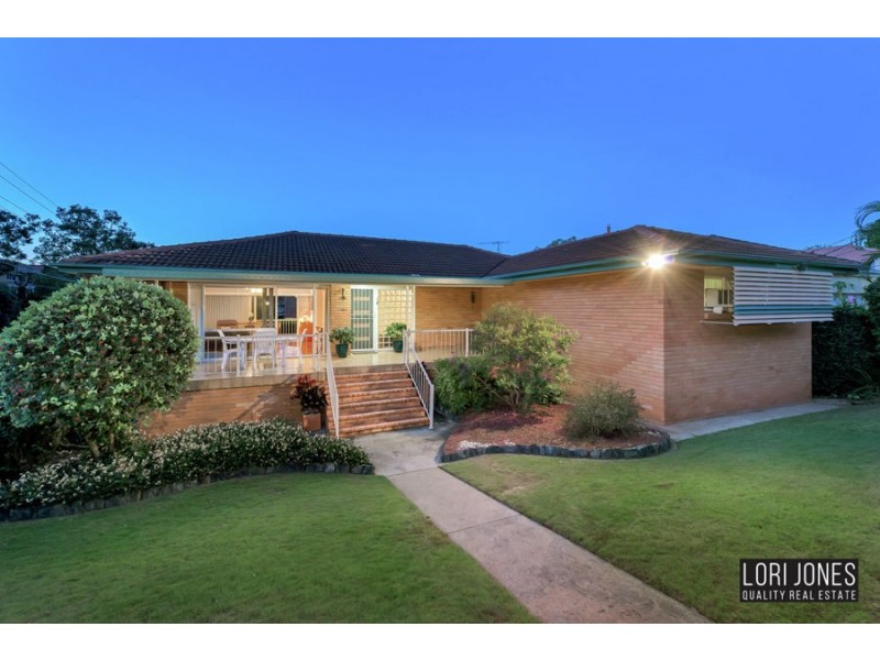 29 Nindethana Street, Indooroopilly QLD 4068