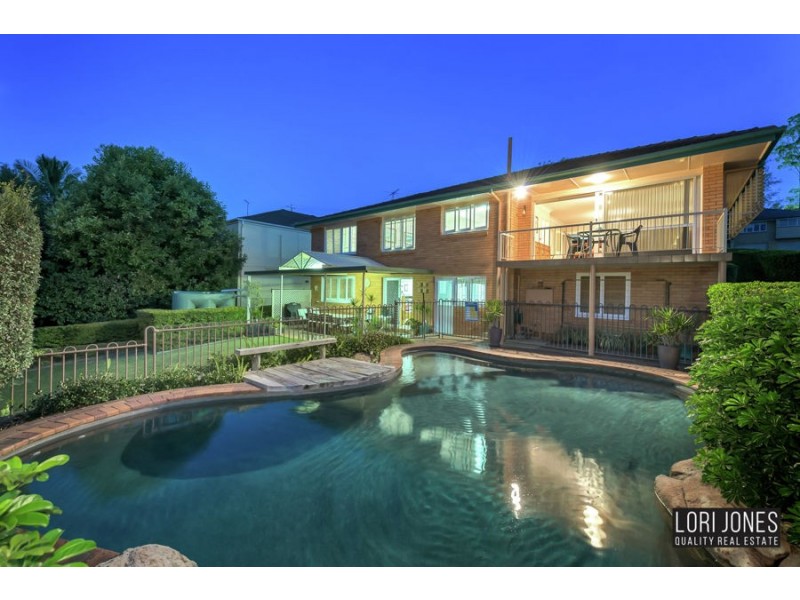 29 Nindethana Street, Indooroopilly QLD 4068