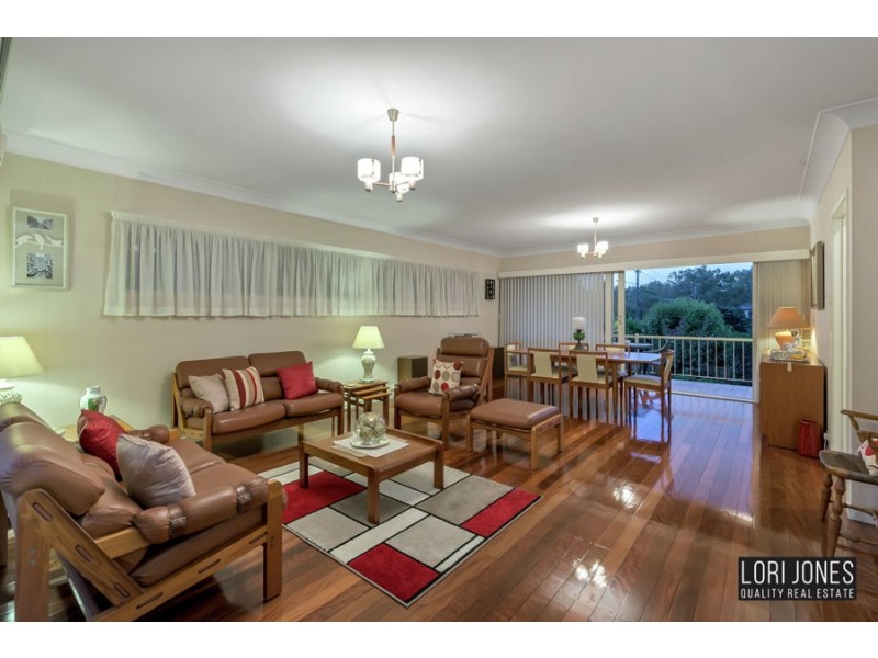 29 Nindethana Street, Indooroopilly QLD 4068