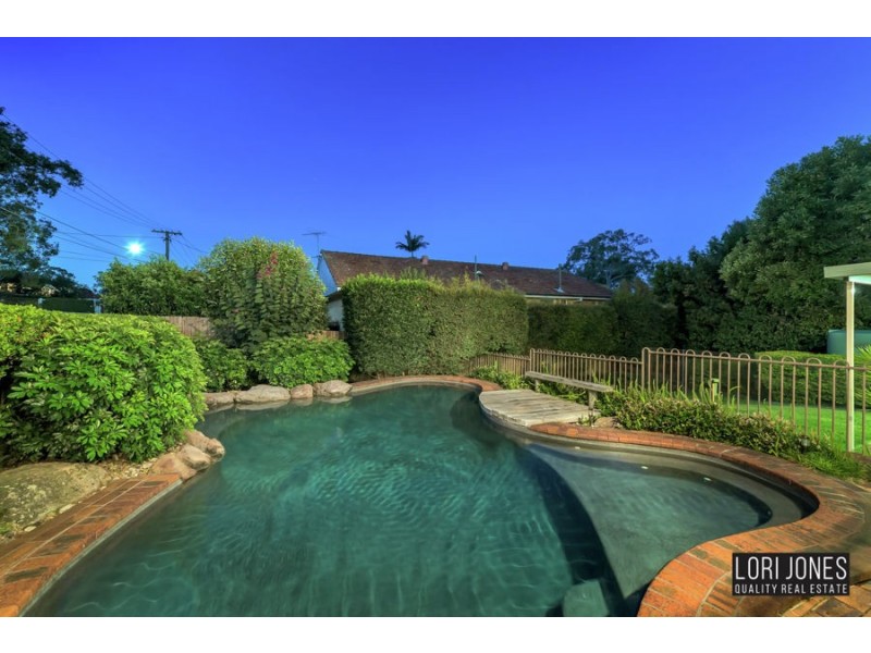 29 Nindethana Street, Indooroopilly QLD 4068